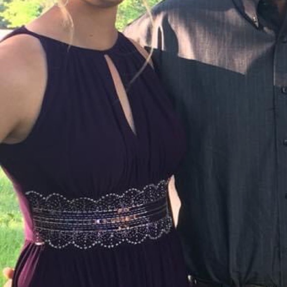 Prom dress - Picture 2 of 2